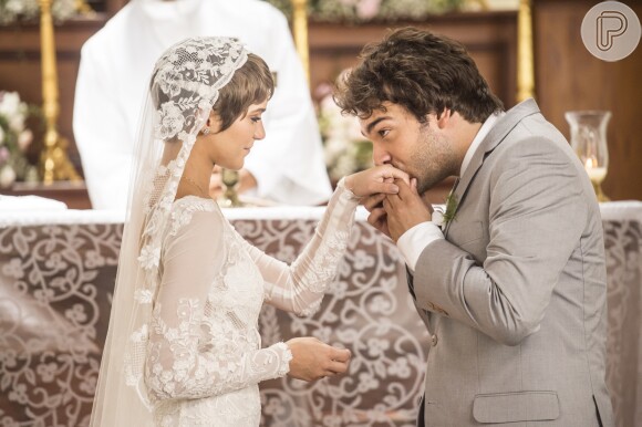 Letícia (Isabella Santoni) vai pedir o divórcio para Tiago (Humberto Carrão) em 'A Lei do Amor'