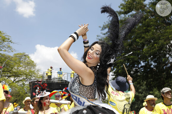 Emanuelle Araújo comemora sua estreia: 'Estou feliz em debutar neste maravilhoso Carnaval de São Paulo'