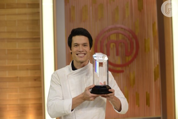 Leonardo Young venceu a terceira temporada do 'MasterChef', em 2016