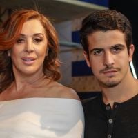 Claudia Raia elogia parceria profissional com o filho, Enzo: 'Homem de negócios'