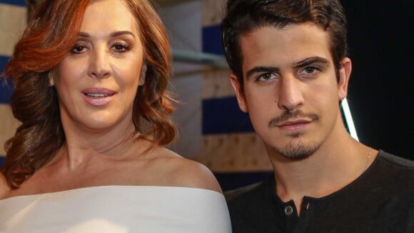 Claudia Raia elogia parceria profissional com o filho, Enzo: 'Homem de negócios'