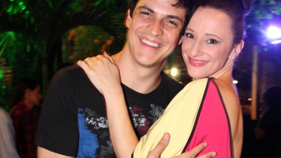 Mateus Solano e Paula Braun curtem férias em Noronha após 'Amor à Vida'