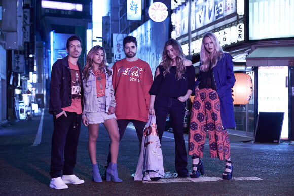 Sasha Meneghel posa com os outros garotos propaganda da marca, Di Ferrero, Alicia Kuczman, Carol Oliveira, DJ Dux