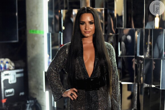 Demi Lovato abriu o coração e teceu elogios ao namorado brasileiro, Guilherme "Bomba", no programa de Ellen DeGeneres, em 22 de fevereiro de 2017