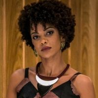 Novela 'A Lei do Amor': Laura decide ficar no Brasil e assumir a tecelagem