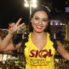 Sem a namorada, Ana Carolina, Leticia Lima curte show de Preta Gil no trio elétrico, no Carnaval em Salvador, Bahia, na noite desta quinta-feira, 23 de fevereiro de 2017