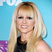 Britney Spears negocia shows fixos em Las Vegas, assim como Céline Dion
