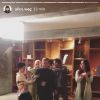 Alice Wegmann postou vídeo no Instagram nesta sexta-feira, 24 de fevereiro de 2017, em que aparece dançando hit do É o Tchan com o elenco de 'A Lei do Amor'