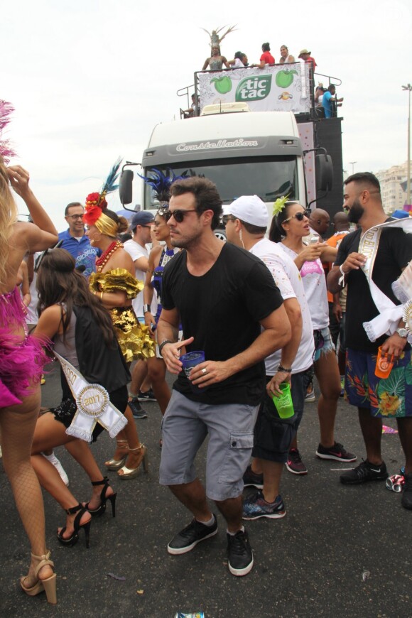 Famosas curtiram o Bloco da Favorita neste sábado, 25 de fevereiro de 2017