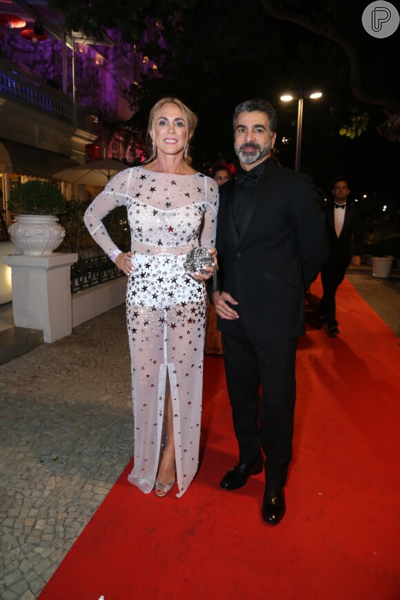 O baile de Carnaval do Copacabana Palace reuniu famosos na noite deste sábado, 25 de fevereiro de 2017