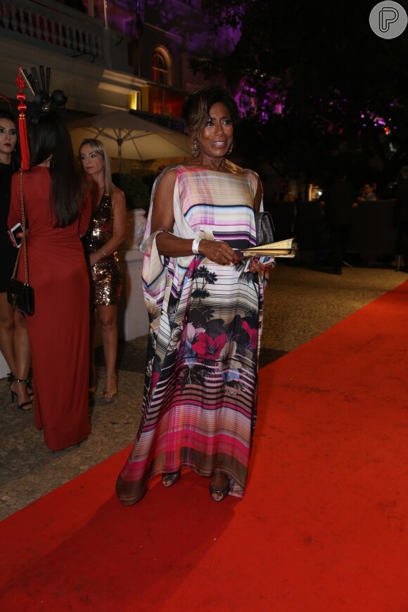 O baile de Carnaval do Copacabana Palace reuniu famosos na noite deste sábado, 25 de fevereiro de 2017