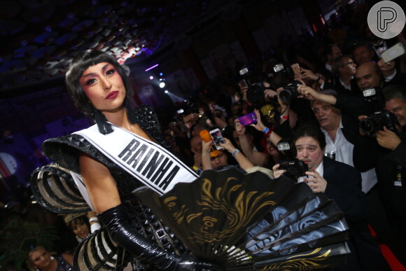 O baile de Carnaval do Copacabana Palace reuniu famosos na noite deste sábado, 25 de fevereiro de 2017