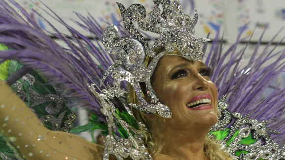 Carnaval: Susana Vieira exalta semelhança com Ivete Sangalo. 'Temos opinião'