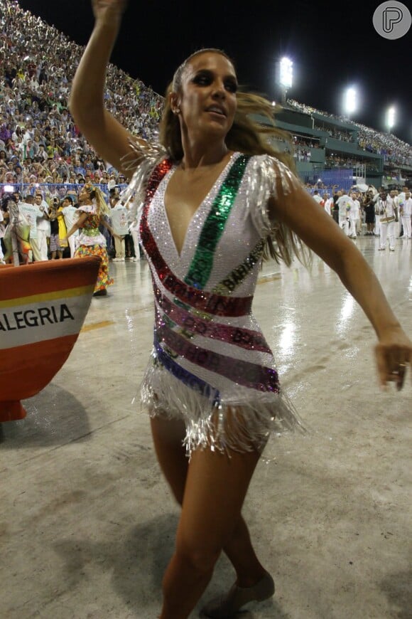 Ivete Sangalo vem na comissão de frente da Grande Rio e brilha na Sapucaí na madrugada desta segunda-feira, dia 27 de fevereiro de 2017