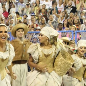 Ivete Sangalo vem na comissão de frente da Grande Rio e brilha na Sapucaí na madrugada desta segunda-feira, dia 27 de fevereiro de 2017