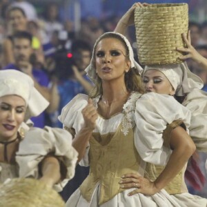 Ivete Sangalo vem na comissão de frente da Grande Rio e brilha na Sapucaí na madrugada desta segunda-feira, dia 27 de fevereiro de 2017