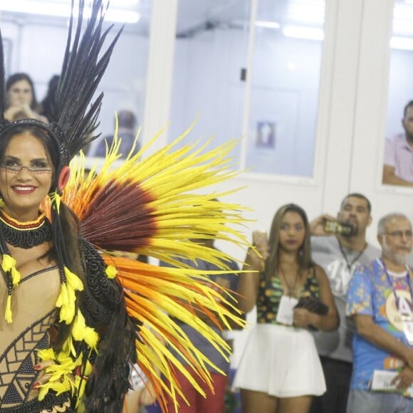 Luiza Brunet falou sobre a volta à Sapucaí depois de quatro anos afastada da Imperatriz Leopoldinense