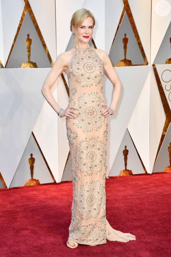 Nicole Kidman de Armani Privé Alta-Costura Verão 2017 na 89ª edição do Oscar, em Los Angeles, na Califórnia, realizada na noite deste domingo, 26 de fevereiro de 2017