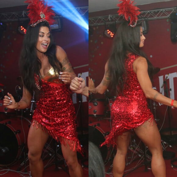 Aline Riscado escolheu modelito com franjas e brilho para comparecer ao camarote da Itaipava neste domingo, dia 26 de fevereiro de 2017, onde subiu ao palco junto de Thiago Abravanel