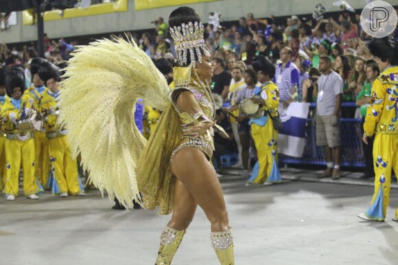 Juliana Alves, rainha de bateria da escola de samba Unidos da Tijuca, usou fantasia em homenagem a Elvis Presley