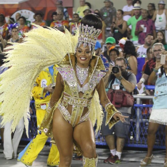 Juliana Alves desfilou pela escola Unidos da Tijuca na madrugada desta terça-feira (28), na Sapucaí