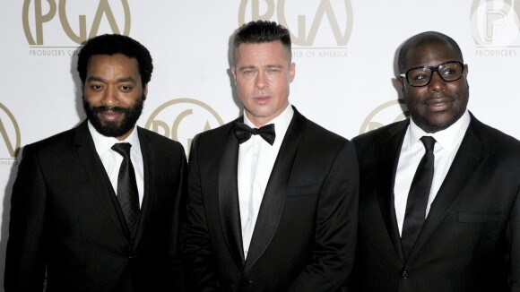 Chiwetel Ejiofor, Brad Pitt e o diretor Steve McQueen foram os grandes vencedores da noite do BAFTA 2014 por '12 Anos de Escravidão', que levou a estatueta de Melhor Filme na premiação que aconteceu em Londres na noite de domingo, 16 de fevereiro de 2014