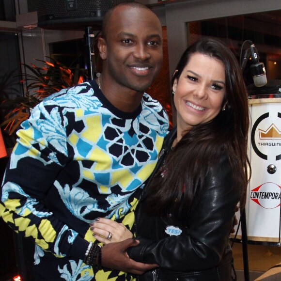 Thiaguinho usou a data para homenagear todas figuras femininas de sua vida: 'Eu aproveito e dedico um feliz Dia da Mulher para a minha mãe, minha irmã, minha sogra, minha cunhada, minhas tias, minhas primas, minhas sobrinhas'