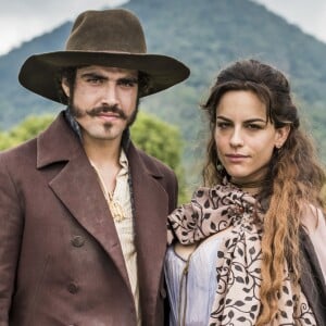 Dom Pedro ( Caio Castro ) e Noemie ( Luisa Micheletti ) terão um caso na novela 'Novo Mundo', que estreia no próximo dia 22 de março