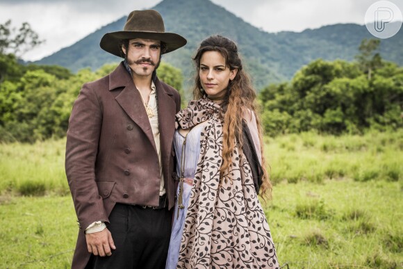 Dom Pedro ( Caio Castro ) e Noemie ( Luisa Micheletti ) terão um caso na novela 'Novo Mundo', que estreia no próximo dia 22 de março
