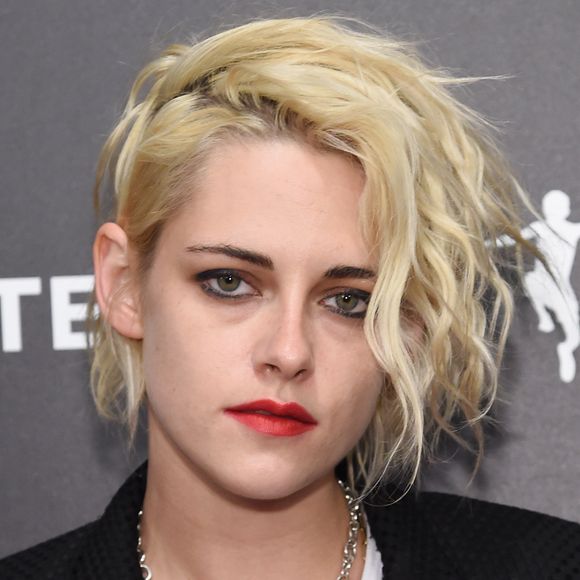 Kristen Stweart lembrou relação com Robert Pattinson antes de assumir ser gay