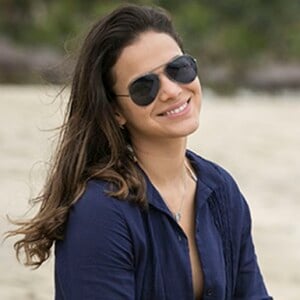 Bruna Marquezine anunciou pausa nas novelas e explicou: 'Vou fazer uma coisa que quero fazer há muito tempo que é focar nos meus estudos. Eu comecei muito cedo e tudo que aprendi foi na prática, trabalhando de maneira intuitiva e acho importante o ator ter técnica. Isso só tem a acrescentar'