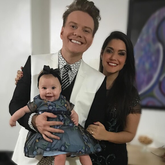 Thais Fersoza revelou que fica 'feliz' com sucesso da filha, Melinda, de sete meses, nas redes sociais