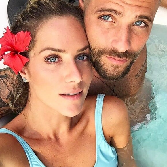 Giovanna Ewbank e Bruno Gagliasso completaram 8 anos de casamento nesta segunda-feira, 13 de março de 2017