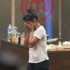 Nayane Barreto se emocionou ao ser a última classificada para a quarta temporada do 'MasterChef Brasil' 