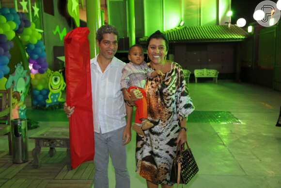 Regina Case e Estavão Ciavatta prestigiam o aniversário de 4 anos do neto de Zeca Pagodinho, Noah, em uma casa de festas na Barra da Tijuca na noite desta quarta-feira, 19 de fevereiro de 2014