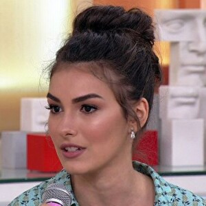 Marina Moschen falou da dificuldade que a pessoa tem de se relacionar com outras após o abuso sexual, momento vivido por sua personagem, Yasmin, na novela 'Rock Story': ''Vira um trauma na vida da pessoa, tanto na parte profissional, quanto familiar, quanto afetiva. Acho que pra você conseguir confiar em outra pessoa de novo e conseguir passar por essa barreira é uma luta, é difícil'