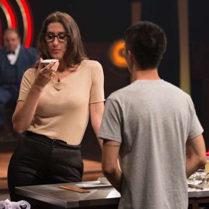 Paola Carosella zoa sotaque de candidato e causa climão no 'MasterChef Brasil'