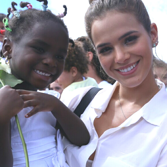 Bruna Marquezine reforçou o desejo de adotar: 'Só aumentou'