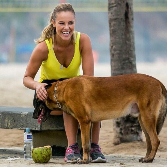 A personagem de Paolla Oliveira, Jeiza, contracenará com um cão na novela 'A Força do Querer'