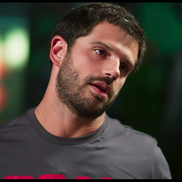 Um pedido para que Vanderson (Duda Nagle) seja afastado da academia é feito a Joana (Aline Dias) por Nanda (Amanda De Godoi) e Jéssica (Laryssa Ayres), na novela 'Malhação: Pro Dia Nascer Feliz'