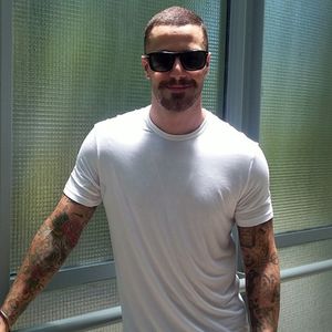 Felipe Titto está solteiro desde o término do casamento com a arquiteta Mel Martinez