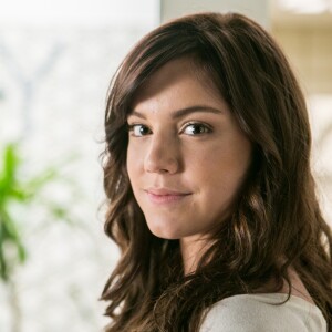 Marina (Alice Wegmann) se arrepende do fora que deu em Tiago (Humberto Carrão), na novela 'A Lei do Amor': 'Pegou pesado!'