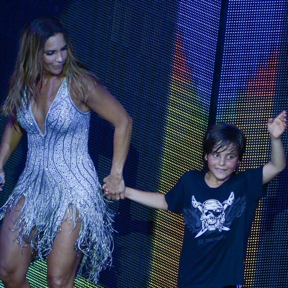 Ivete Sangalo explicou relação com filho, Marcelo, de 7 anos: 'Imposição é ignorância'