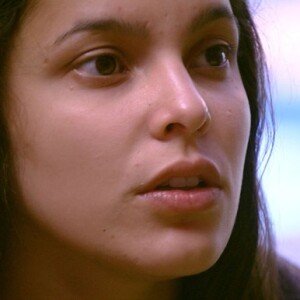 'Me pegaria para namorar', disse Emilly sobre o que faria se fosse homem