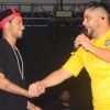 Neymar subiu ao palco após vitória do Brasil diante do Paraguai