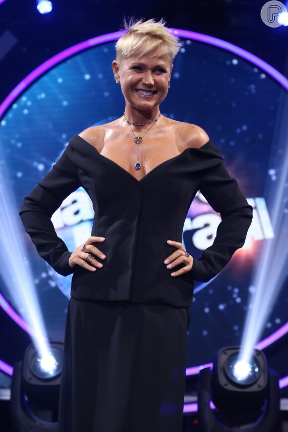 Xuxa marcou presença na coletiva de seu novo programa, 'Dancing Brasil', em 28 de março de 2017