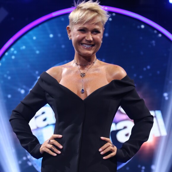 Xuxa marcou presença na coletiva de seu novo programa, 'Dancing Brasil', em 28 de março de 2017