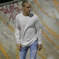 Justin Bieber tem encontro com fã com doença crônica em camarim do show do Rio