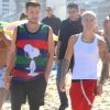 Justin Bieber andou pela praia de Ipanema, na zona sul do Rio