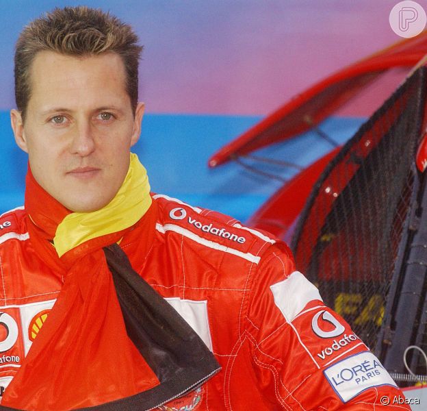 A equipe médica responsável pelo tratamento de Schumacher decide parar o processo para acordá-lo